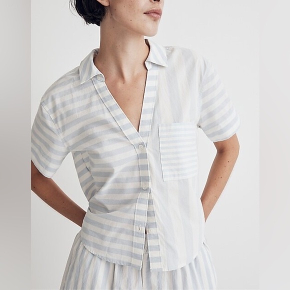 Madewell Tops - Madewell Y-Neck Button up Shirt